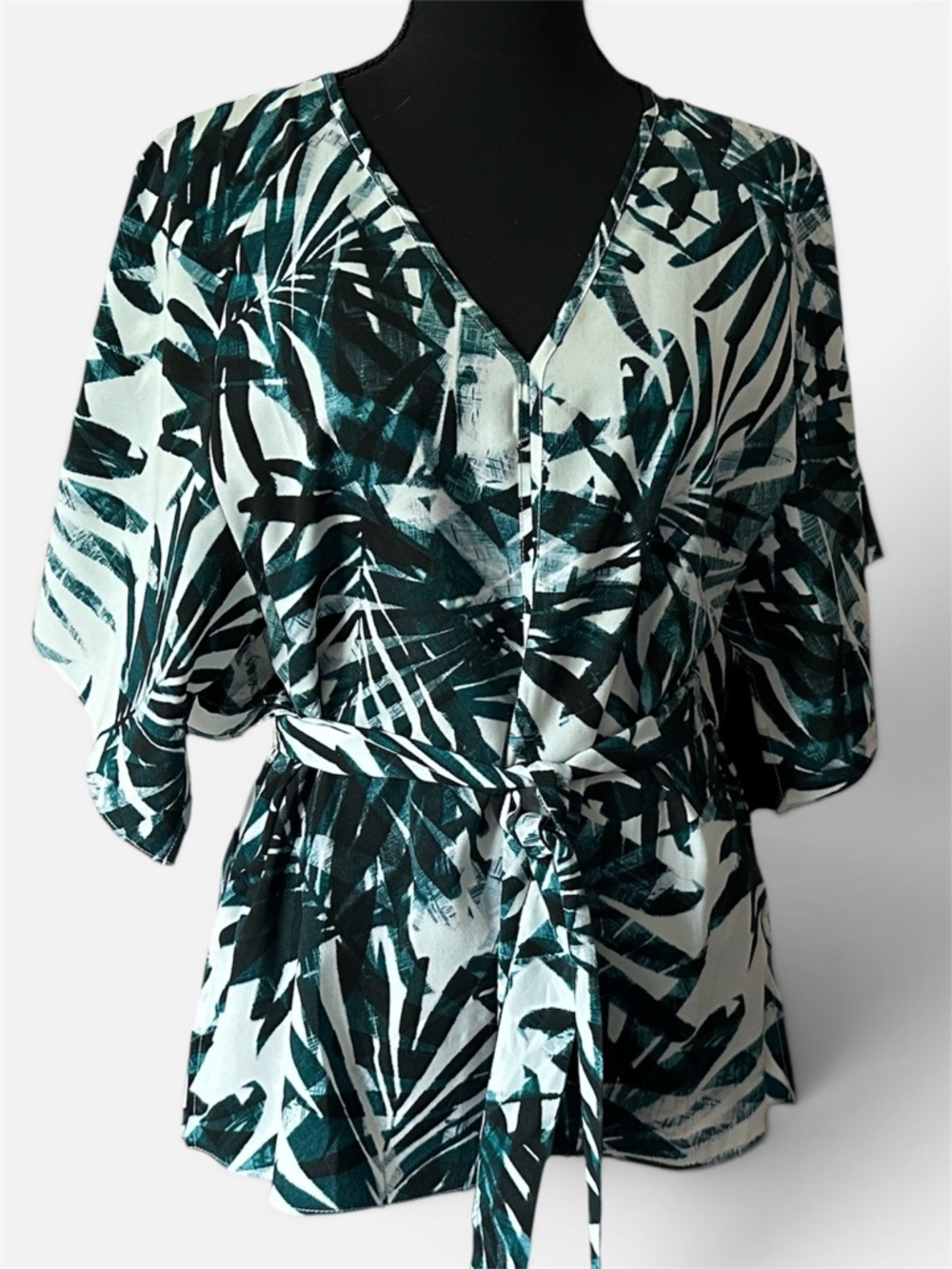 Banana Republic Women’s Kimono Tropical Print Tie-Waist Top